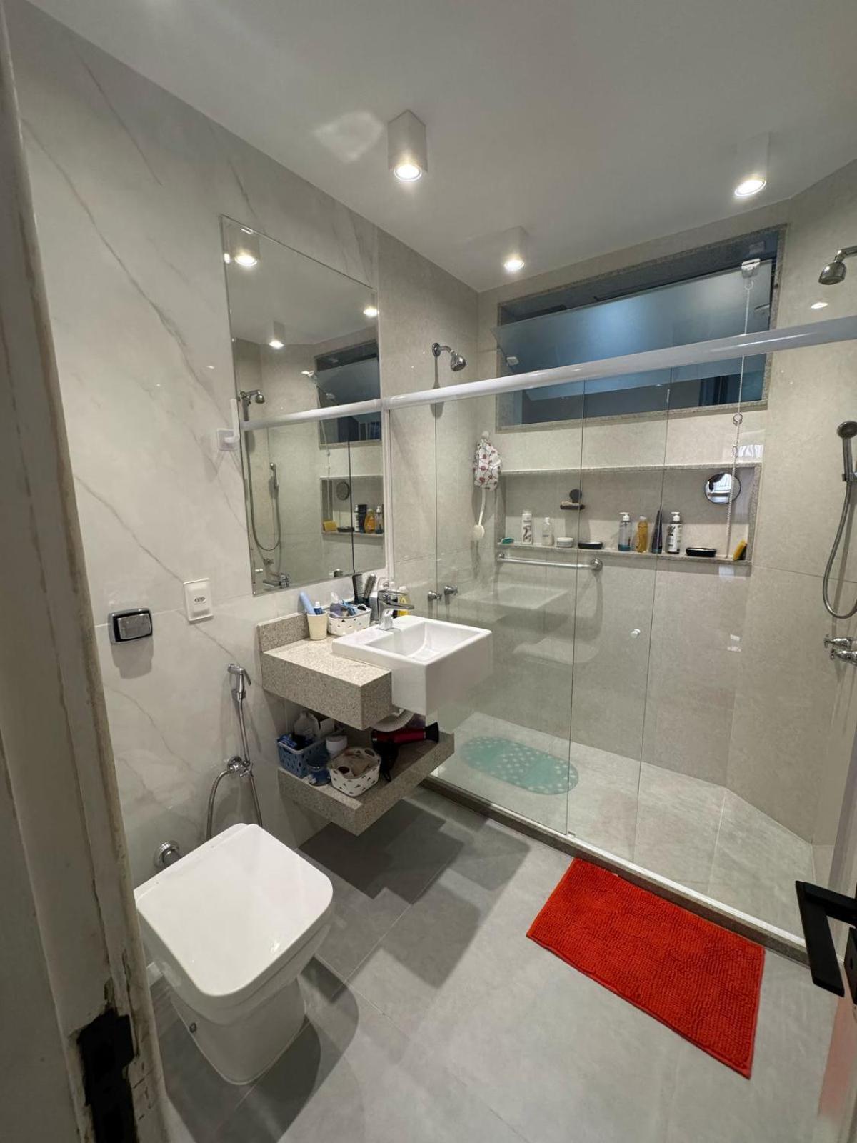 Apartamento Lindo Com Vista Lateral Mar Br 40-302